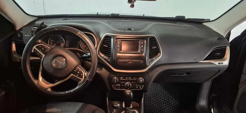 Jeep Cherokee 2015 photo 5