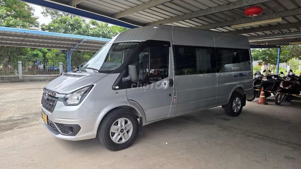 Ford Transit 2022 photo 2