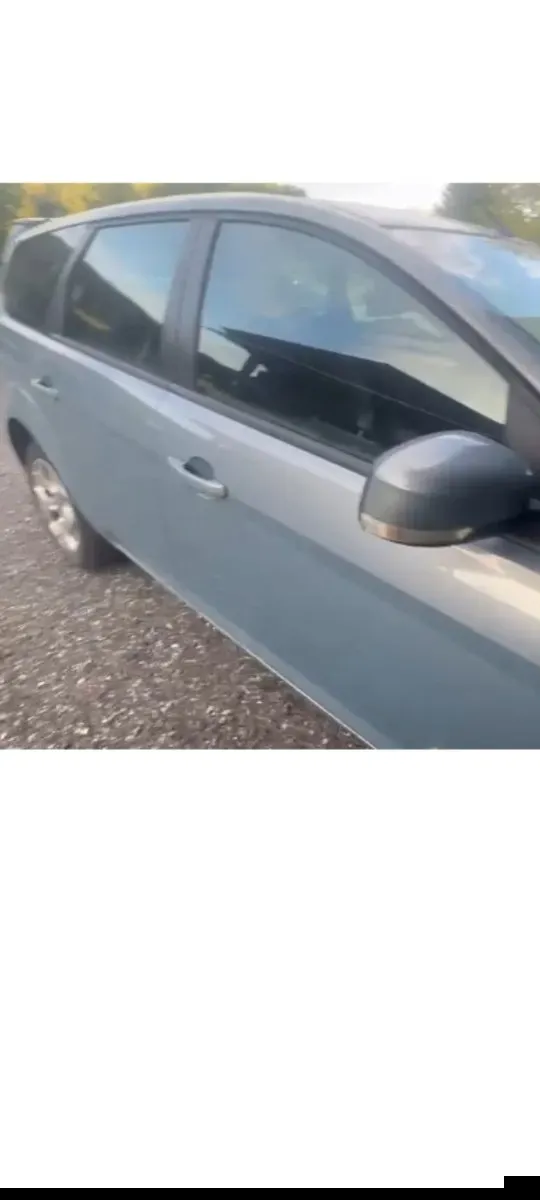 Ford Focus 2008 photo 3