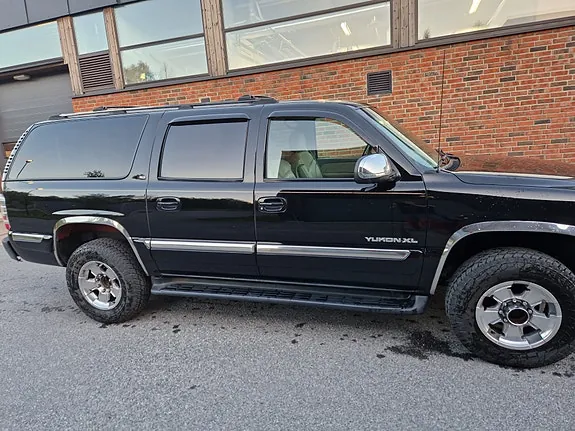 GMC Yukon 2001 photo 5