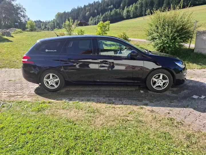 Peugeot 308 2017 photo 2