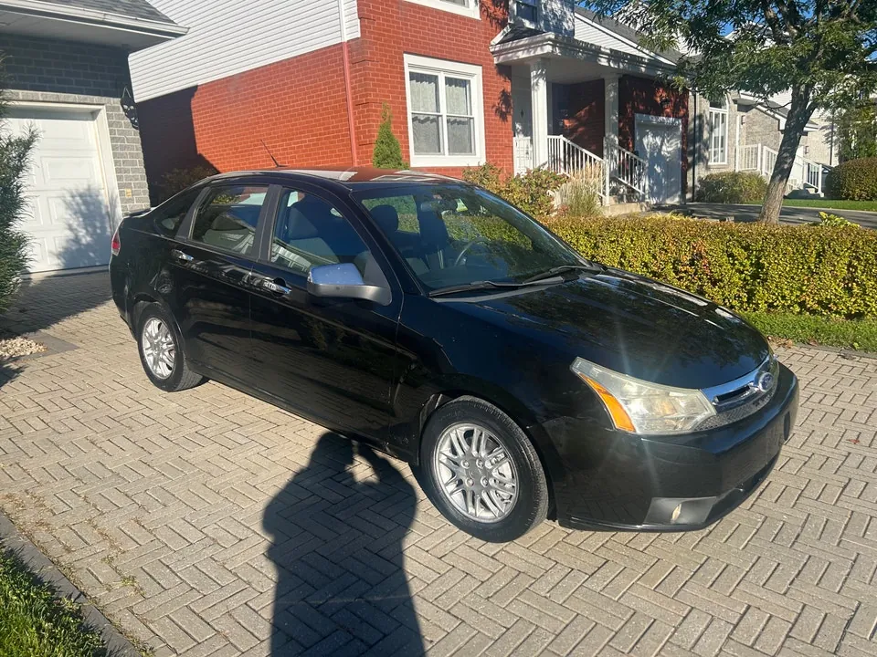 Ford Focus 2011 photo 4