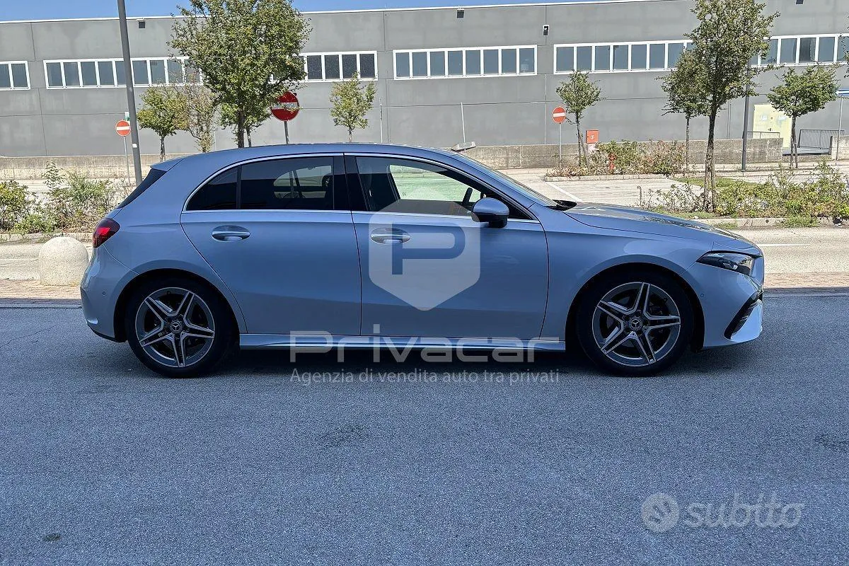 Mercedes-Benz A 200 2024 photo 4