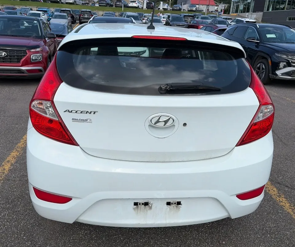 Hyundai Accent 2014 photo 3