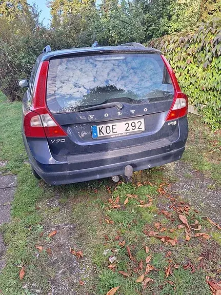 Volvo V70 2010 photo 2