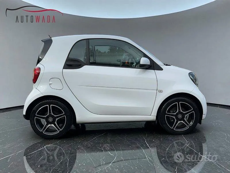 Smart Fortwo 2015 photo 2