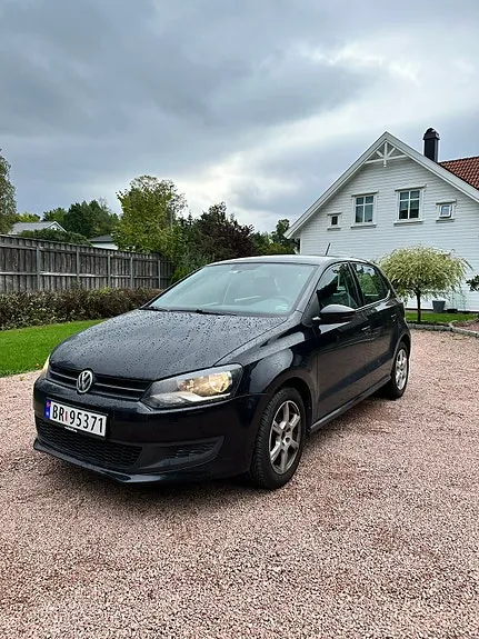 Volkswagen Polo 2010 photo 2