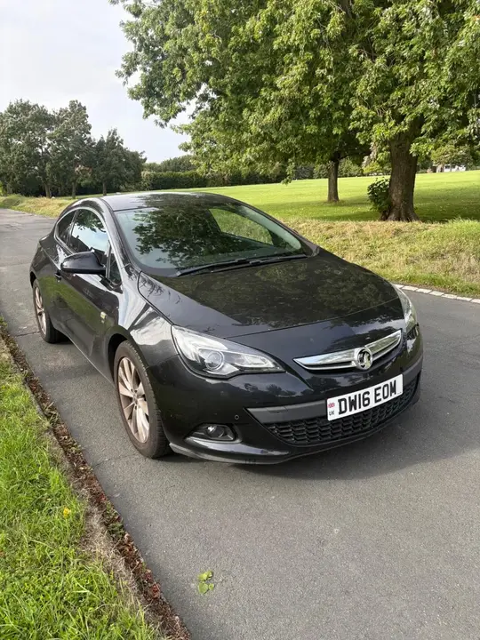 Vauxhall Astra Gtc 2016 photo 2