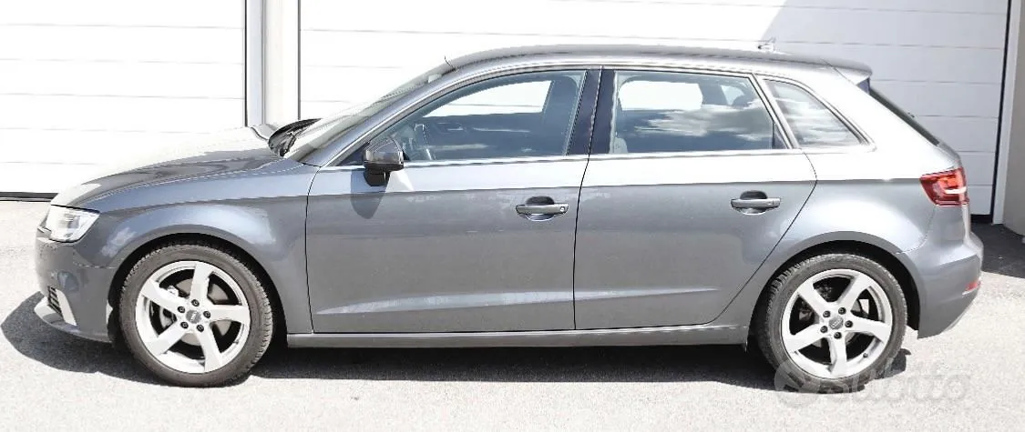 Audi A3 2017 photo 2