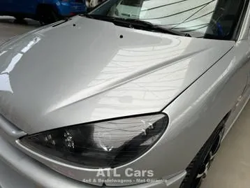 Peugeot 206 2002 photo 3