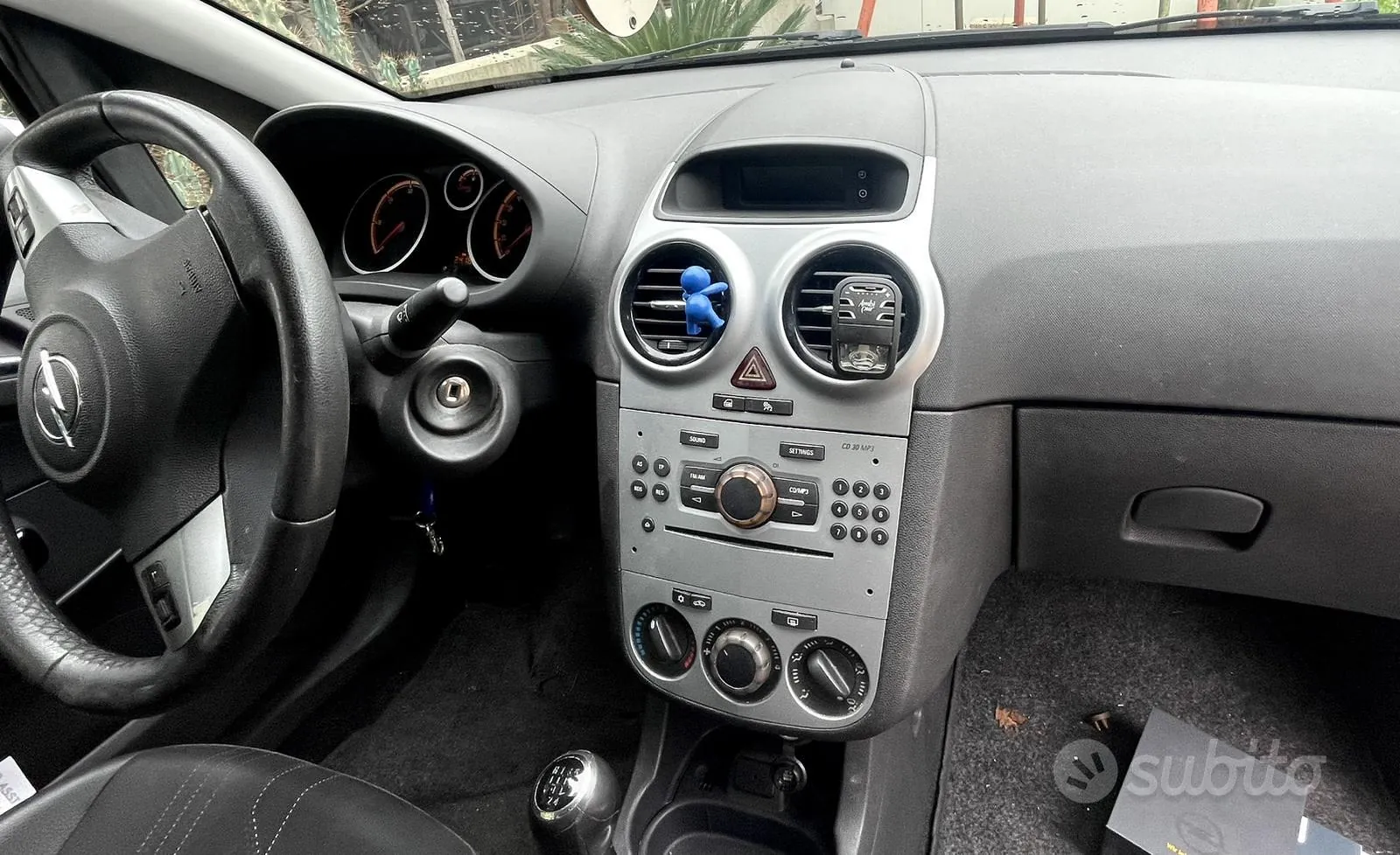 Opel Corsa 2012 photo 5