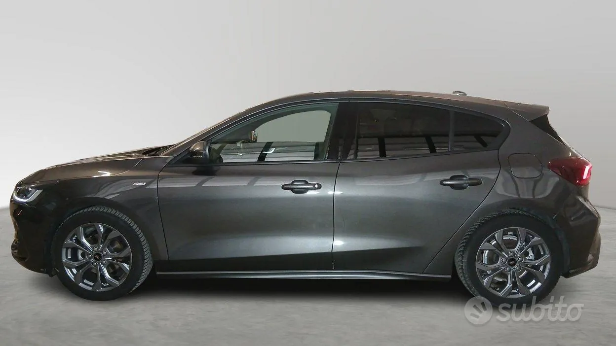 Ford Focus 2025 photo 3