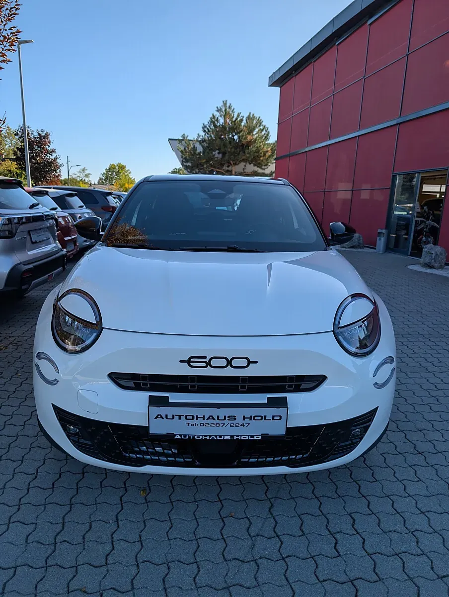 Fiat 600 photo 2
