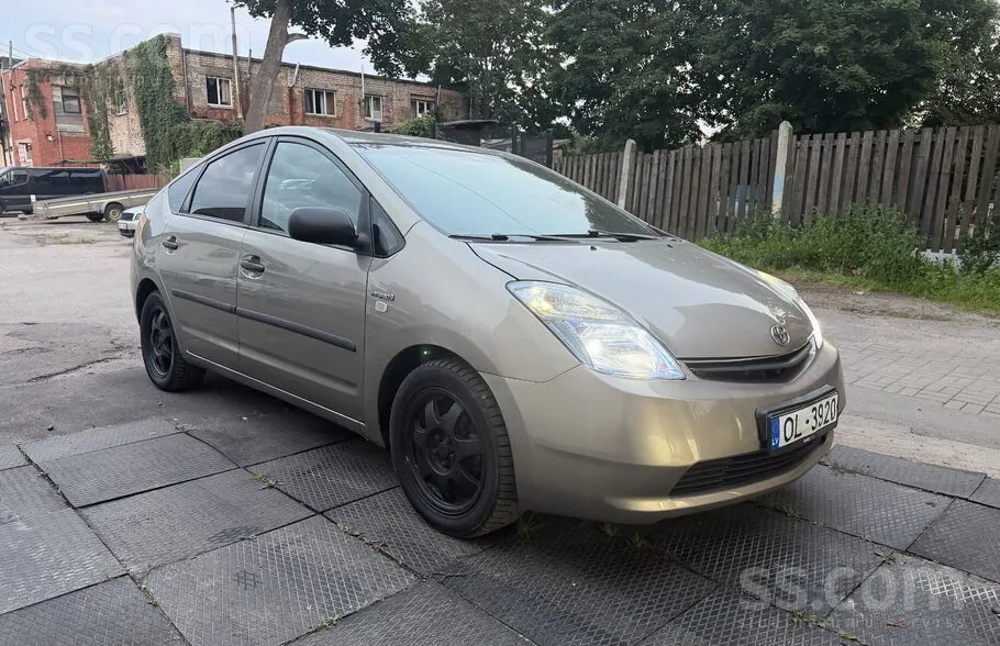 Toyota Prius 2006 photo 2