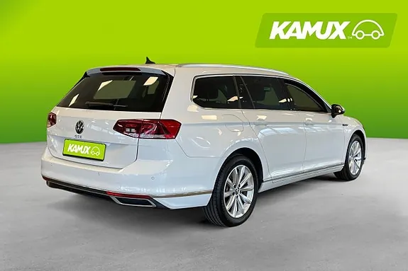 Volkswagen Passat 2022 photo 4