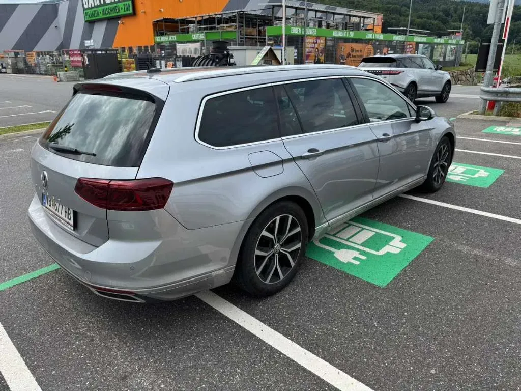 Volkswagen Passat 2020 photo 3