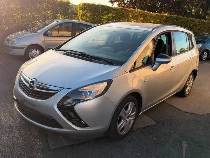 Opel Zafira Tourer