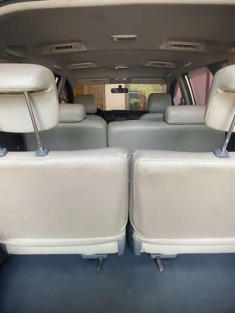 Toyota Innova 2013 photo 2