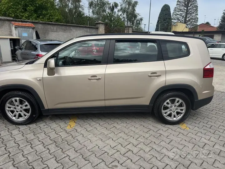 Chevrolet Orlando 2013 photo 2