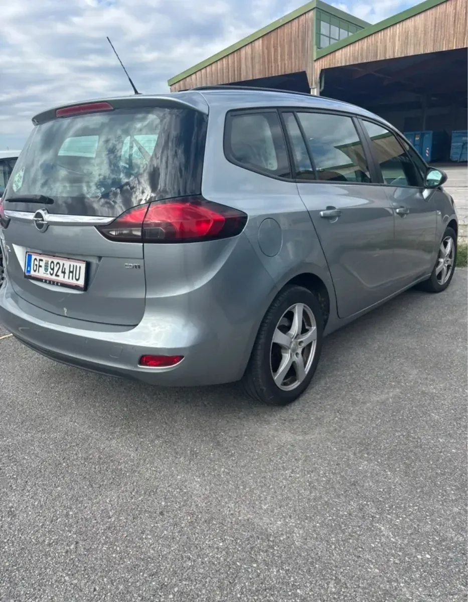 Opel Zafira