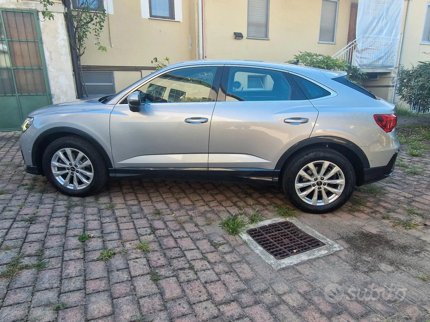 Audi Q3 2022 photo 4