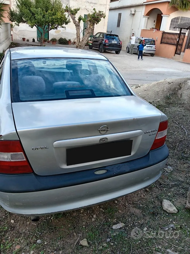 Opel Vectra 1999 photo 2