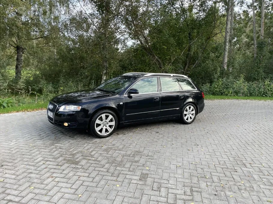 Audi A4 2005 photo 2