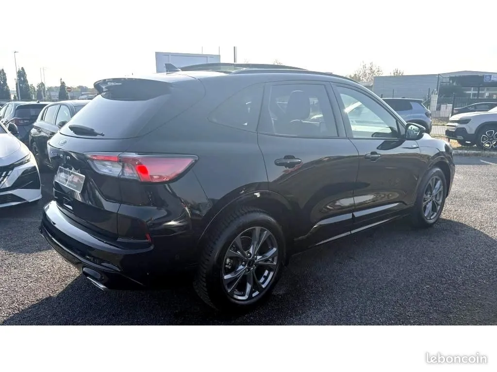 Ford Kuga 2023 photo 3
