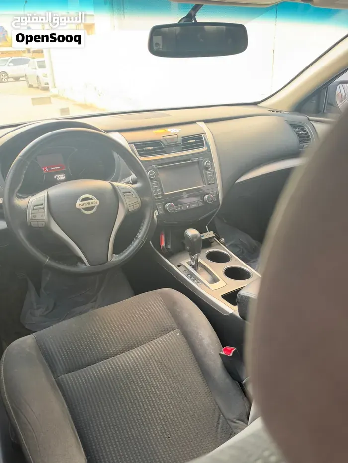Nissan Altima 2015 photo 4