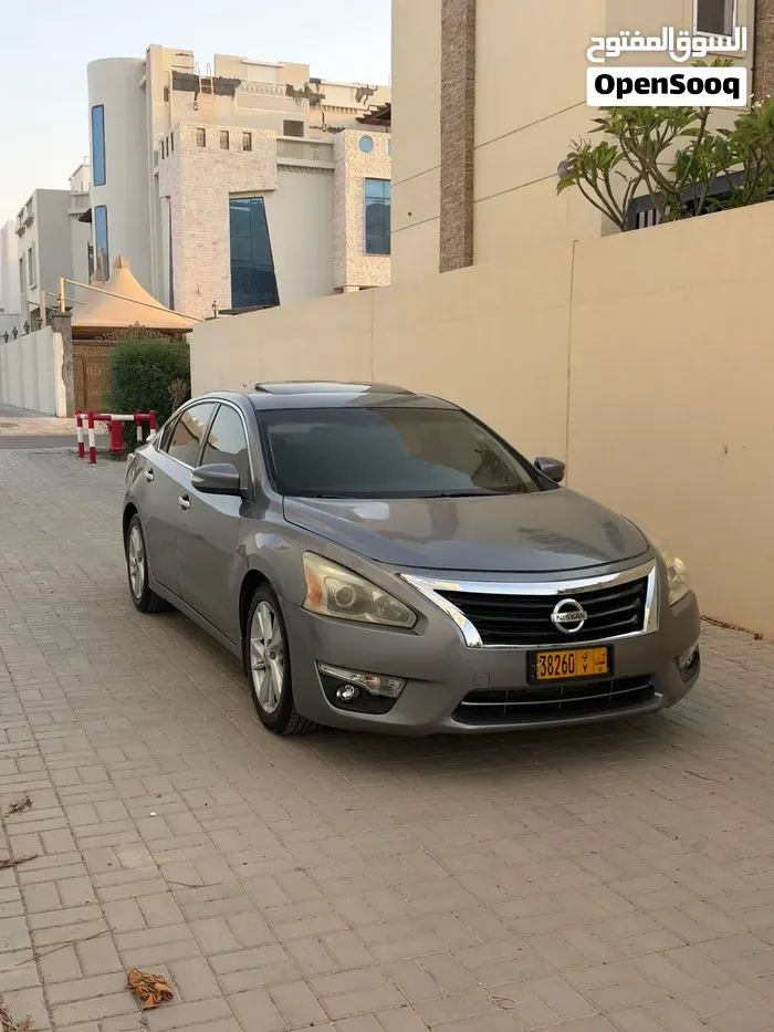 Nissan Altima 2015 photo 2