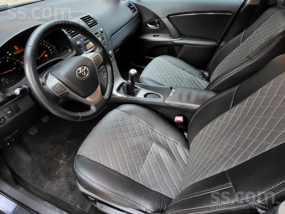 Toyota Avensis 2009 photo 5