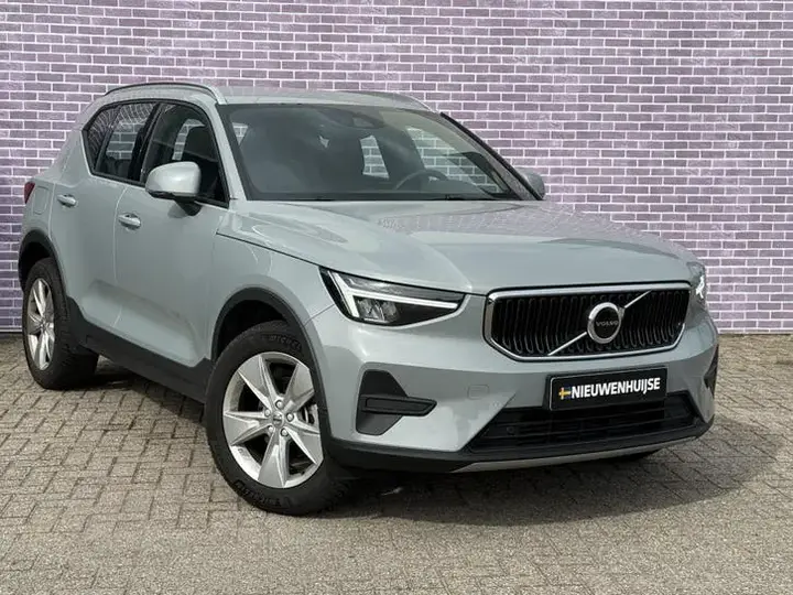 Volvo Xc40 2025 photo 3