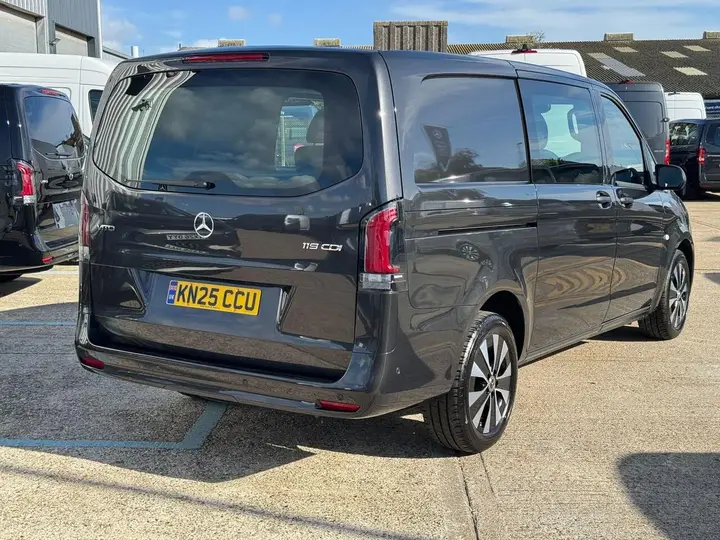 Mercedes-Benz Vito 2025 photo 4