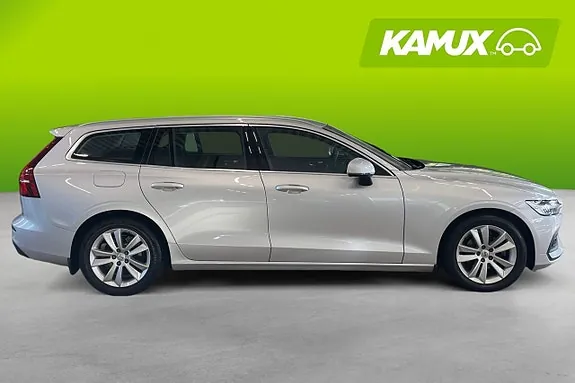 Volvo V60 2021 photo 2