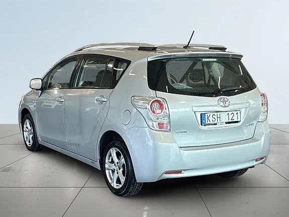 Toyota Verso 2010 photo 5