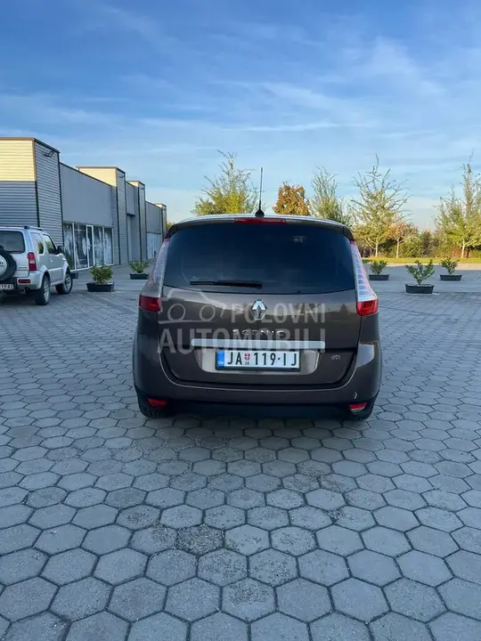 Renault Grand Scenic 2009 photo 4