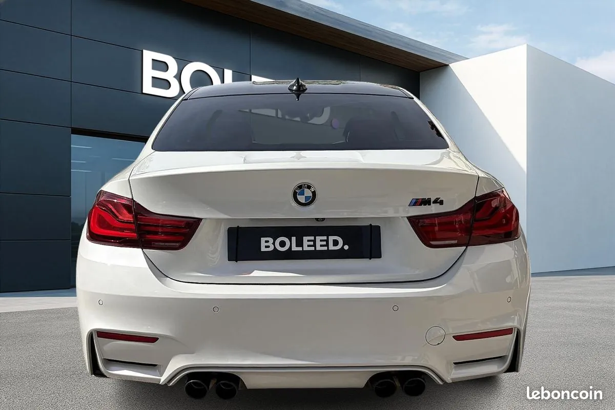 BMW M4 2019 photo 4