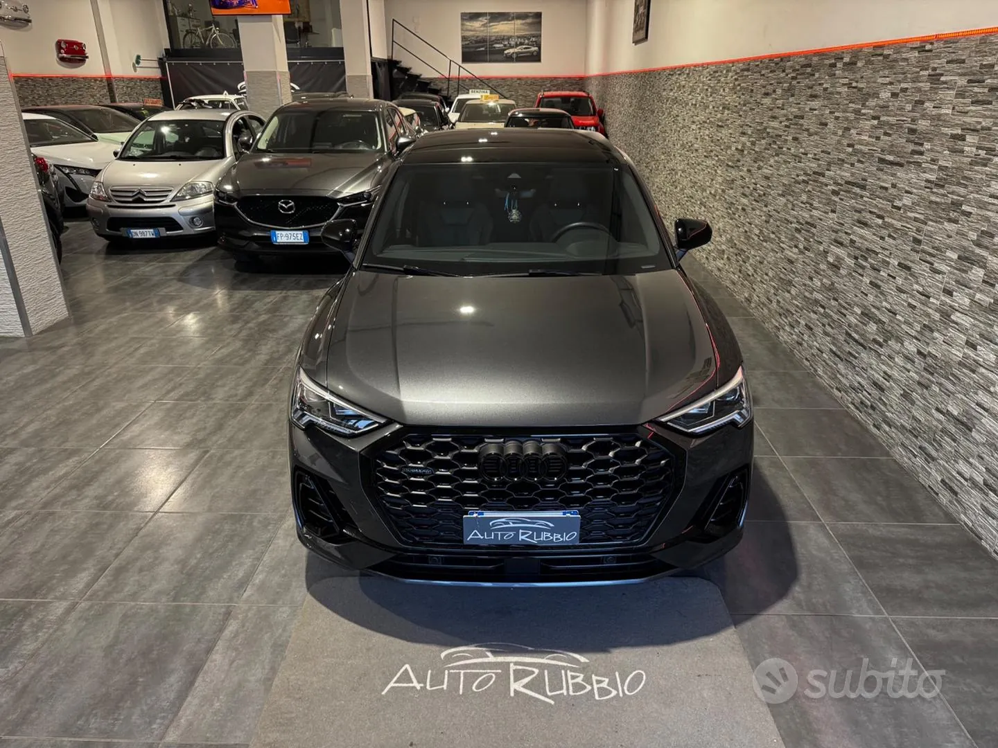 Audi Q3 2021 photo 2