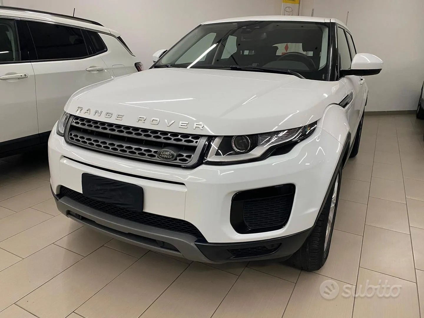 Land Rover Range Rover Evoque 2018 photo 5