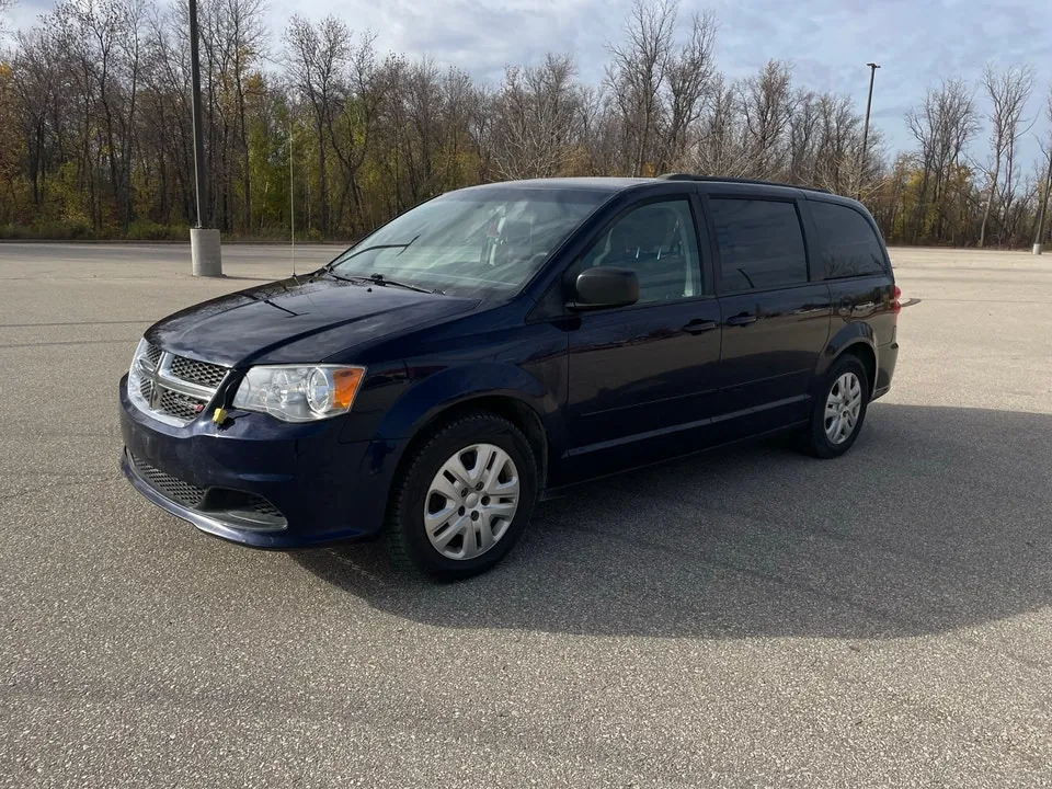 Dodge Grand Caravan 2017 photo 3