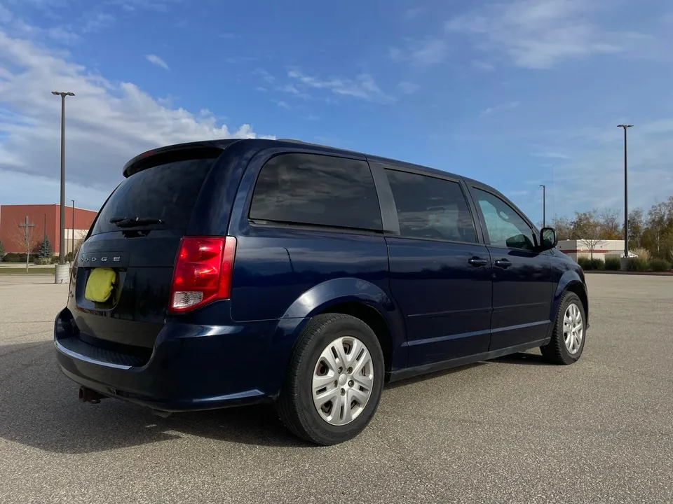 Dodge Grand Caravan 2017 photo 5