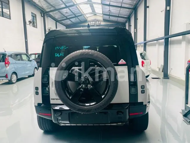 Land Rover Defender 2025 photo 3