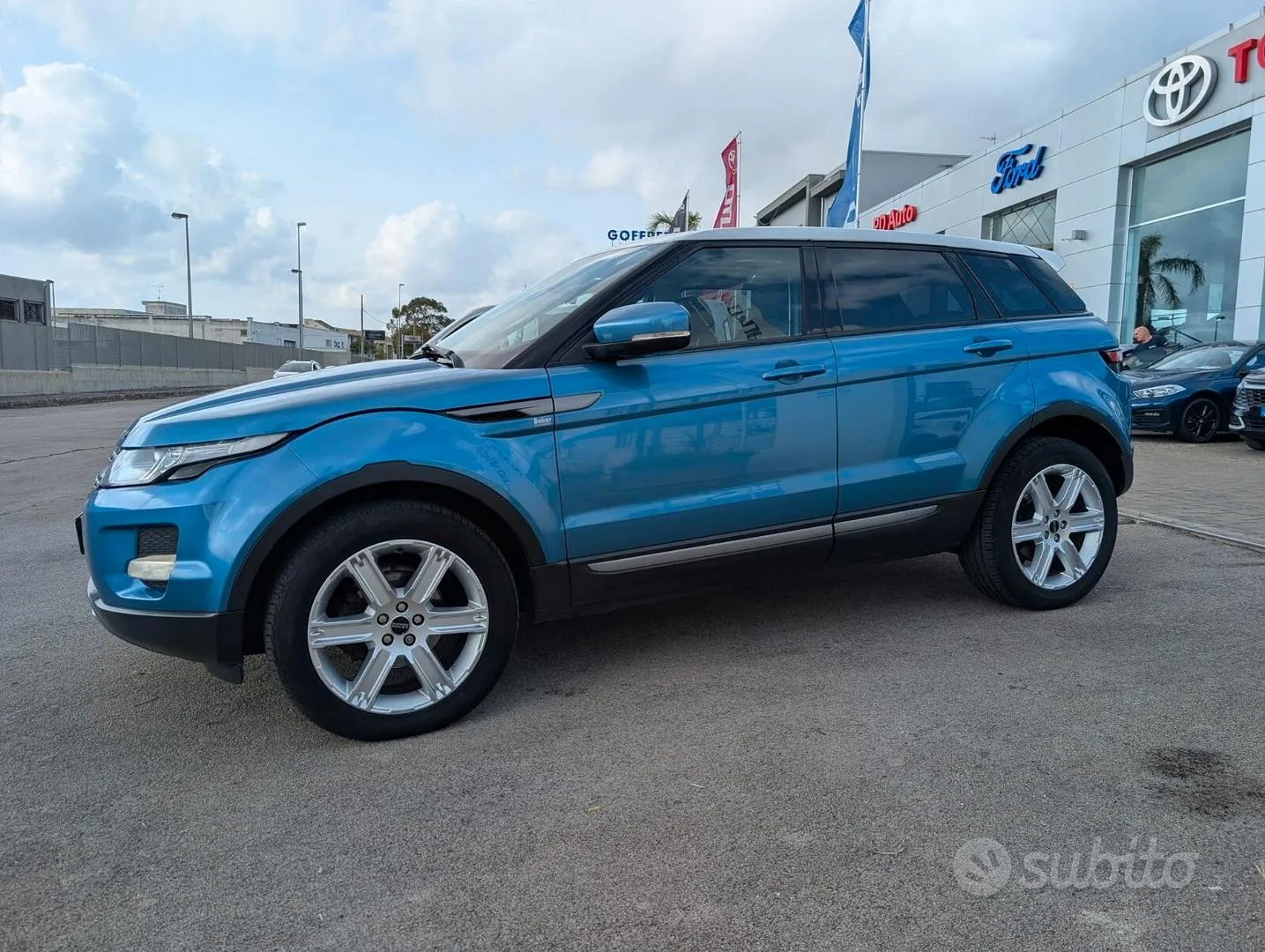 Land Rover Range Rover Evoque 2012 photo 3
