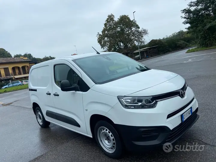 Toyota Proace City 2021 photo 4