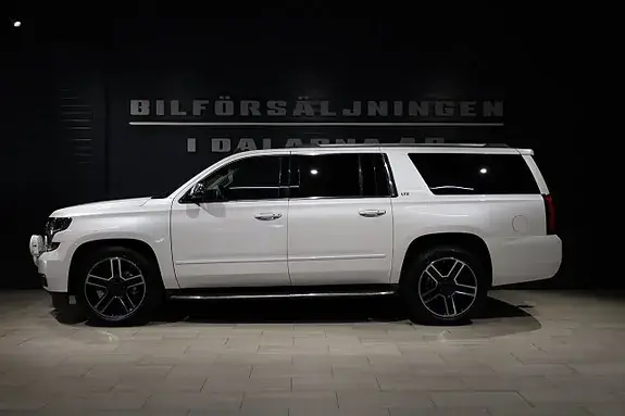 Chevrolet Suburban 2016 photo 3