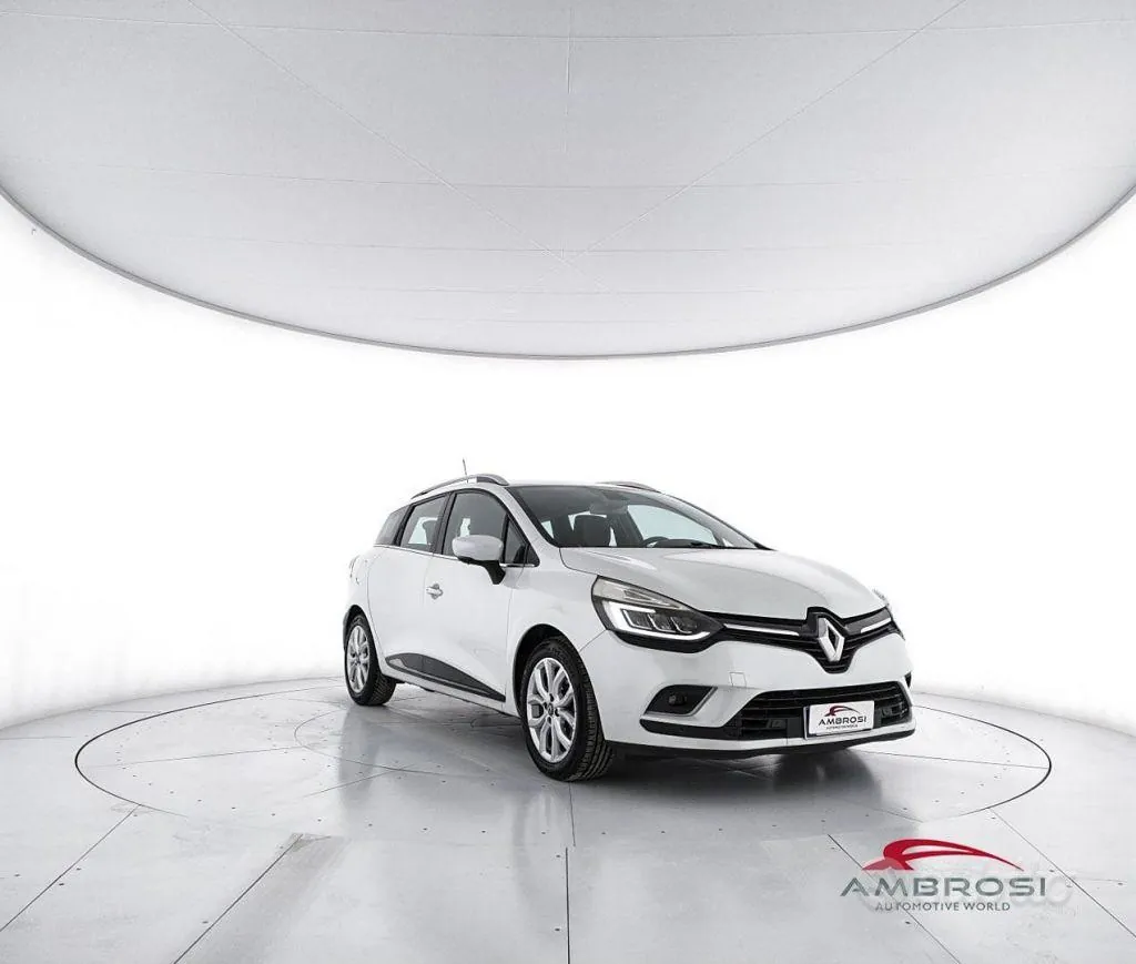 Renault Clio 2017 photo 2