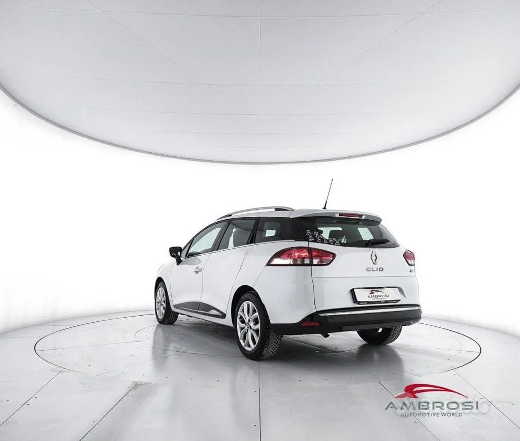 Renault Clio 2017 photo 4