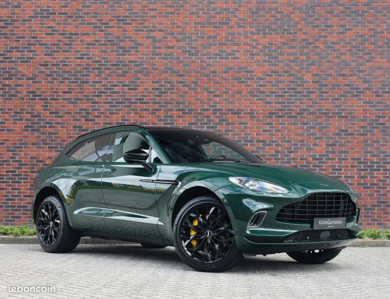 Aston Martin Dbx