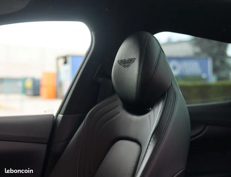 Aston Martin Dbx 2021 photo 4