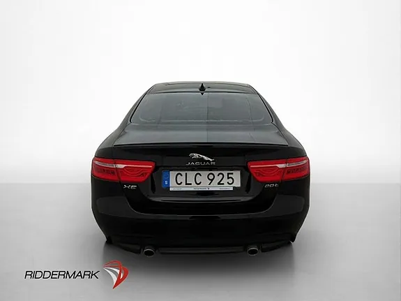 Jaguar Xe 2019 photo 5